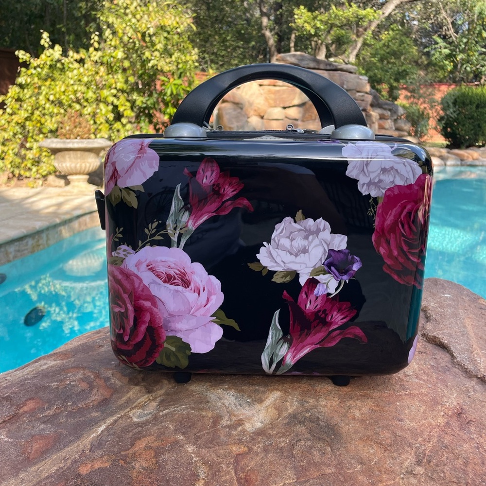 Floral Hard-Shell Cosmetic Case in Black and Pink
